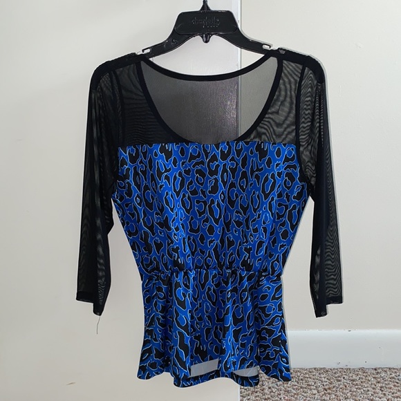 Leopard print Peplum Top - Picture 2 of 4